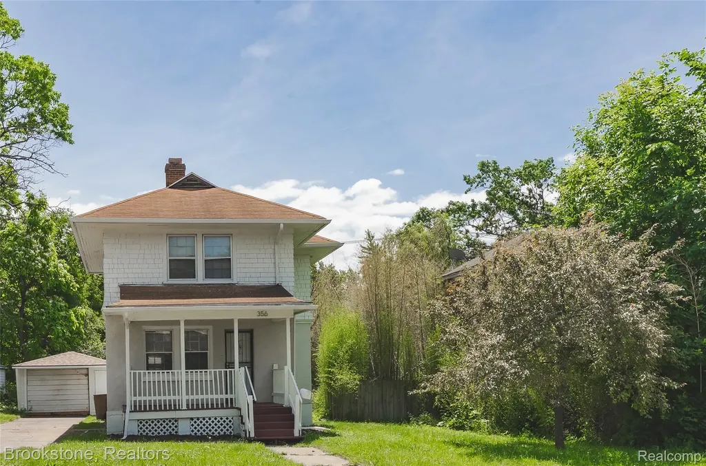 356 Nelson Street Pontiac City MI 48342