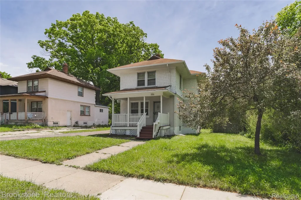 356 Nelson Street Pontiac City MI 48342
