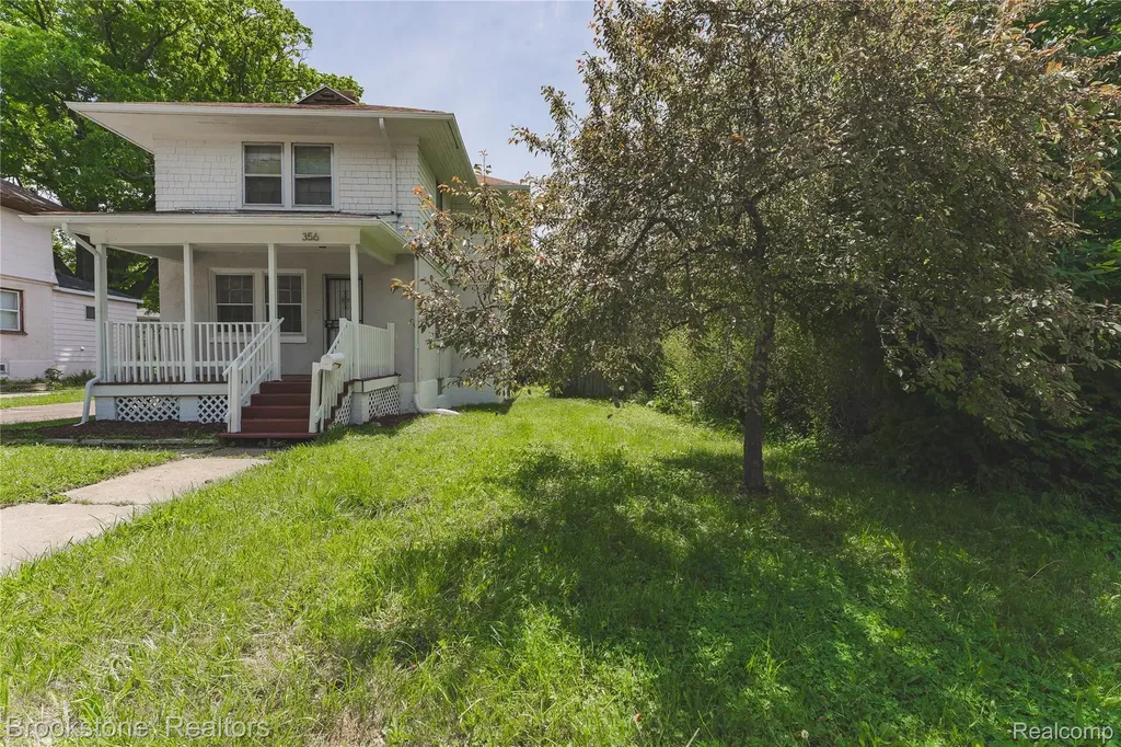 356 Nelson Street Pontiac City MI 48342