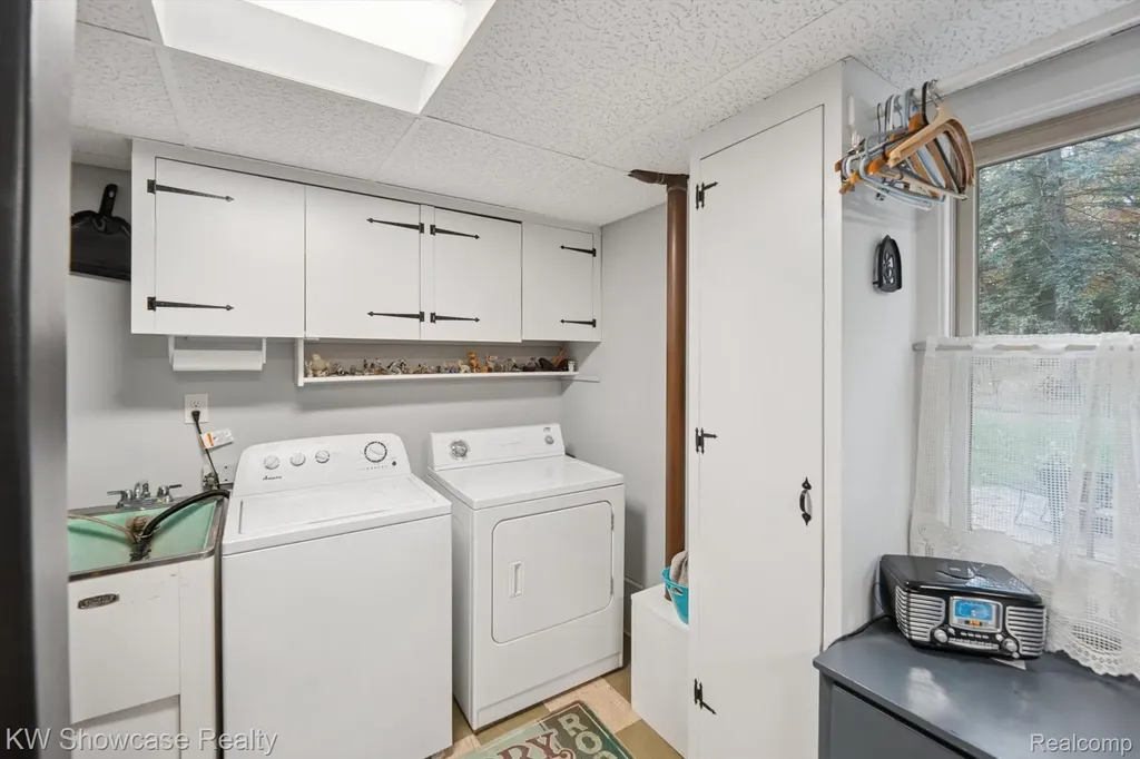 612 Sunrise Park Genoa Township MI 48843