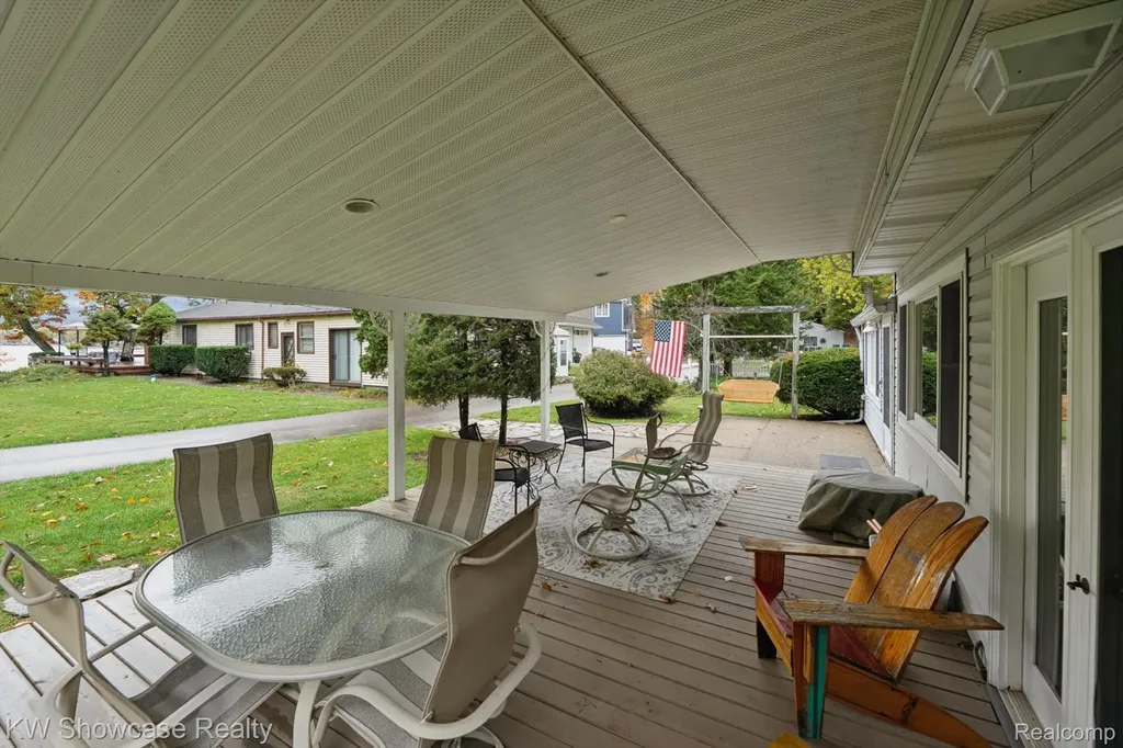 612 Sunrise Park Genoa Township MI 48843
