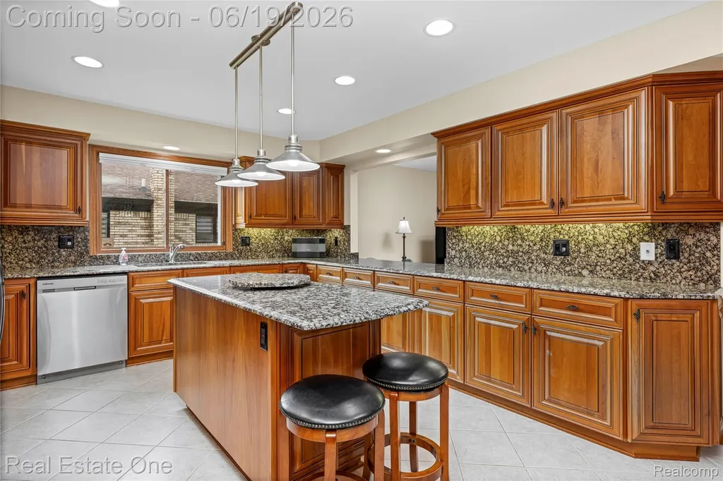 14522 Coulee Drive Sterling Heights City MI 48313