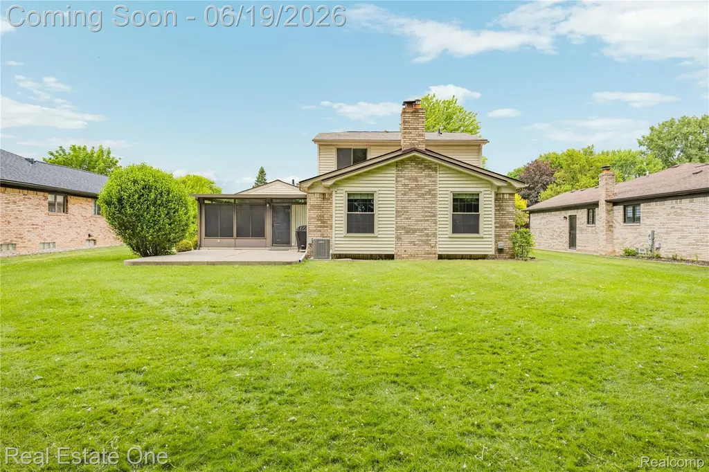14522 Coulee Drive Sterling Heights City MI 48313
