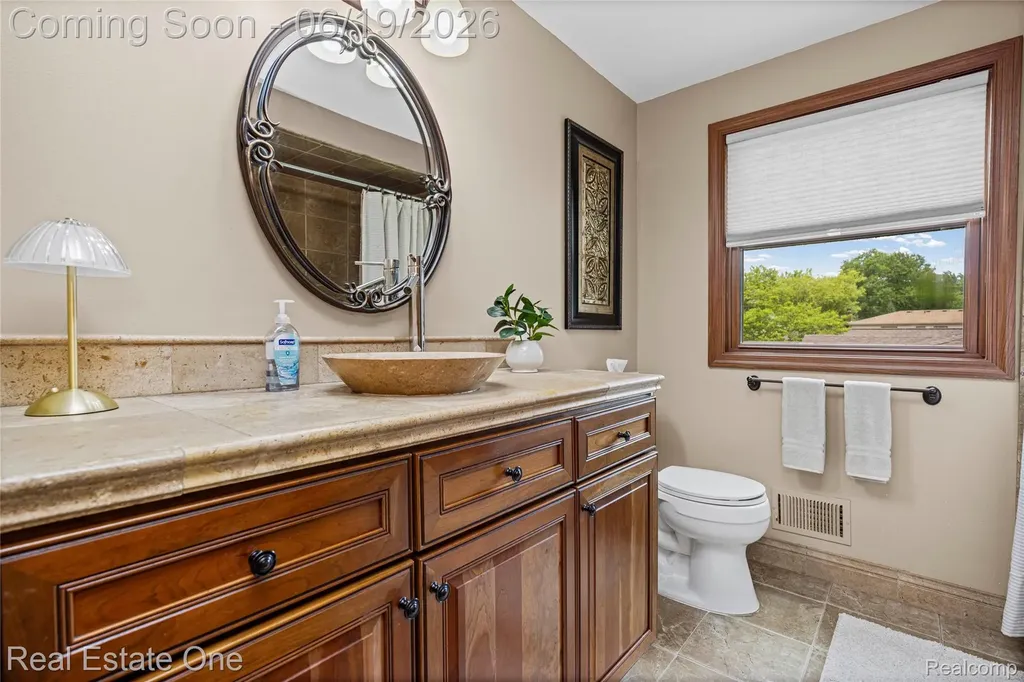 14522 Coulee Drive Sterling Heights City MI 48313