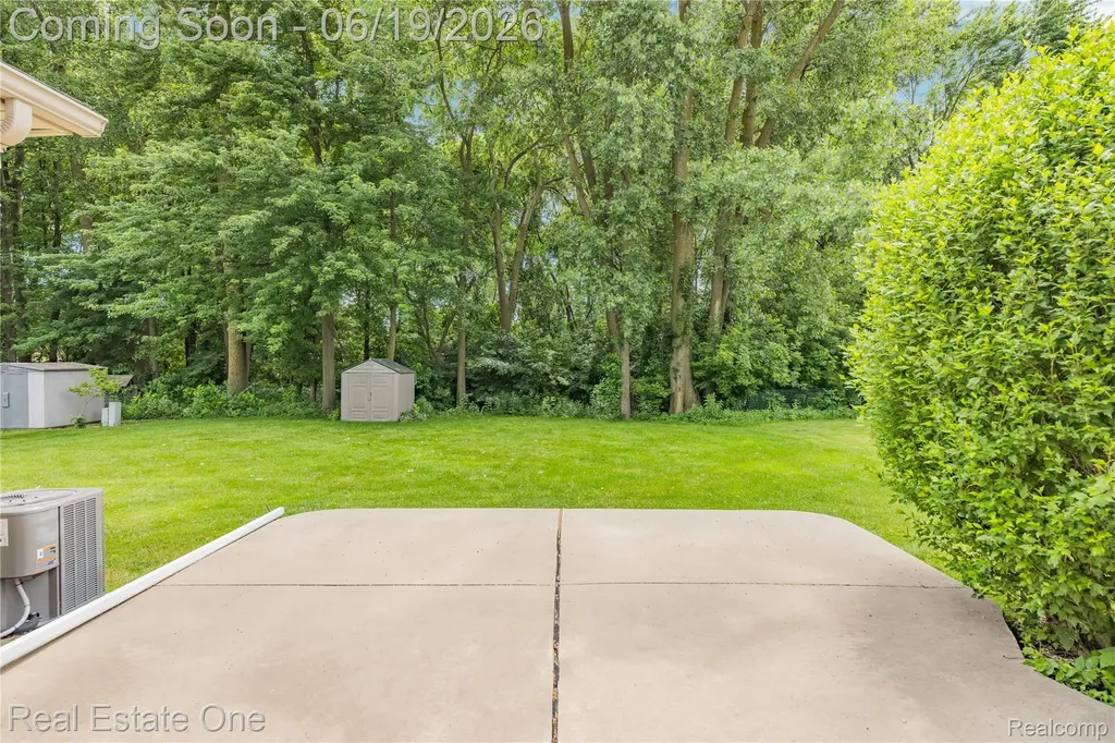 14522 Coulee Drive Sterling Heights City MI 48313