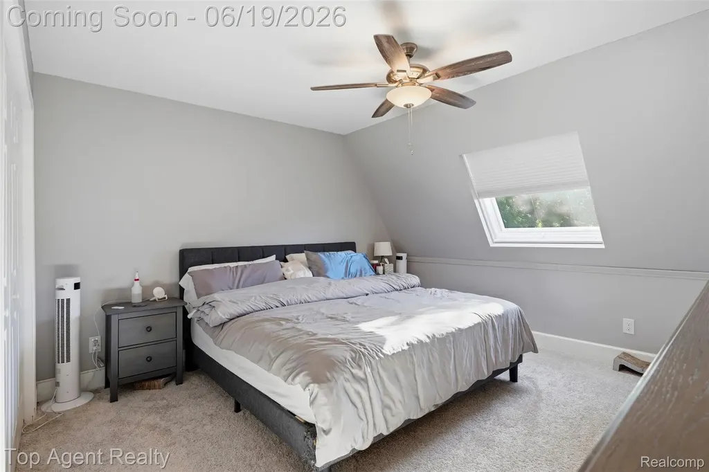 42374 Lochmoor Street Clinton Charter Township MI 48038
