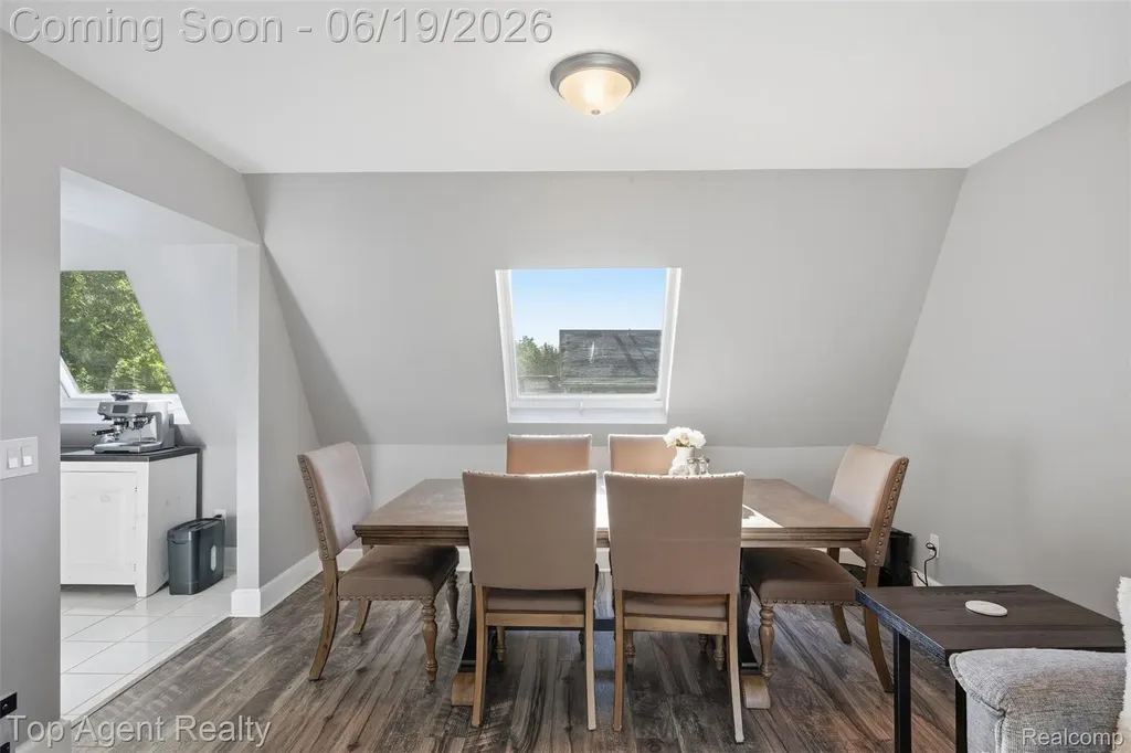 42374 Lochmoor Street Clinton Charter Township MI 48038