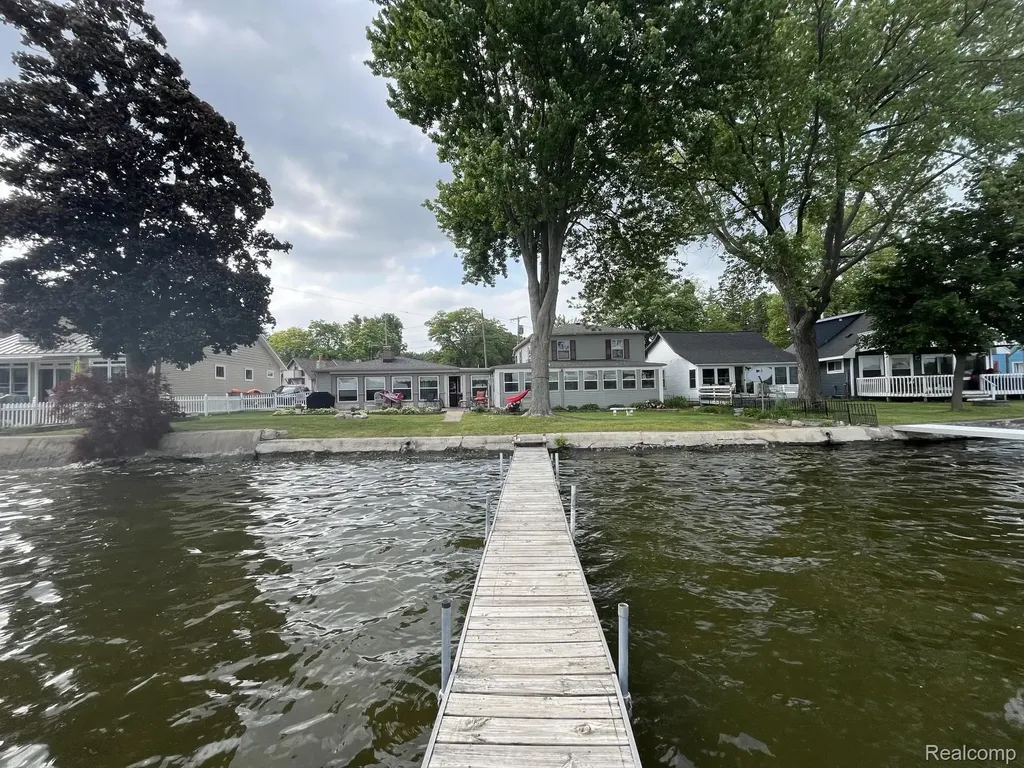 1138 Lakeview Drive Lake Odessa Village MI 48849