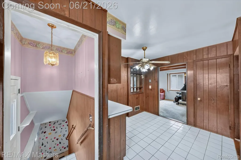 6449 Huron Street Taylor City MI 48180
