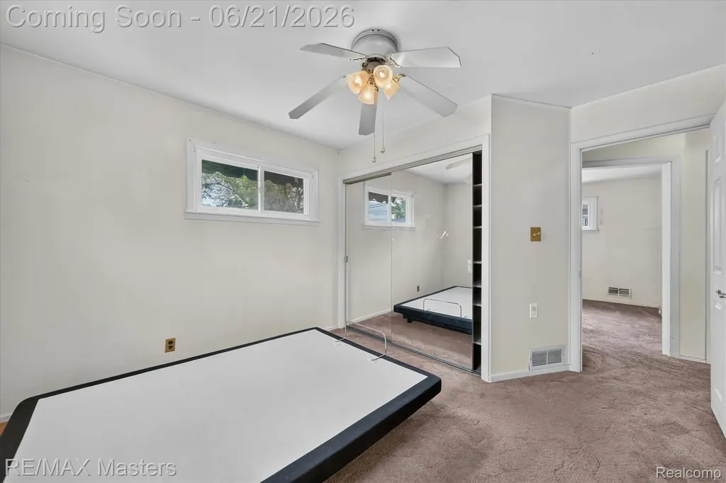 6449 Huron Street Taylor City MI 48180