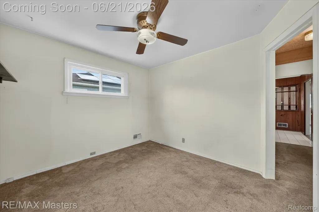 6449 Huron Street Taylor City MI 48180