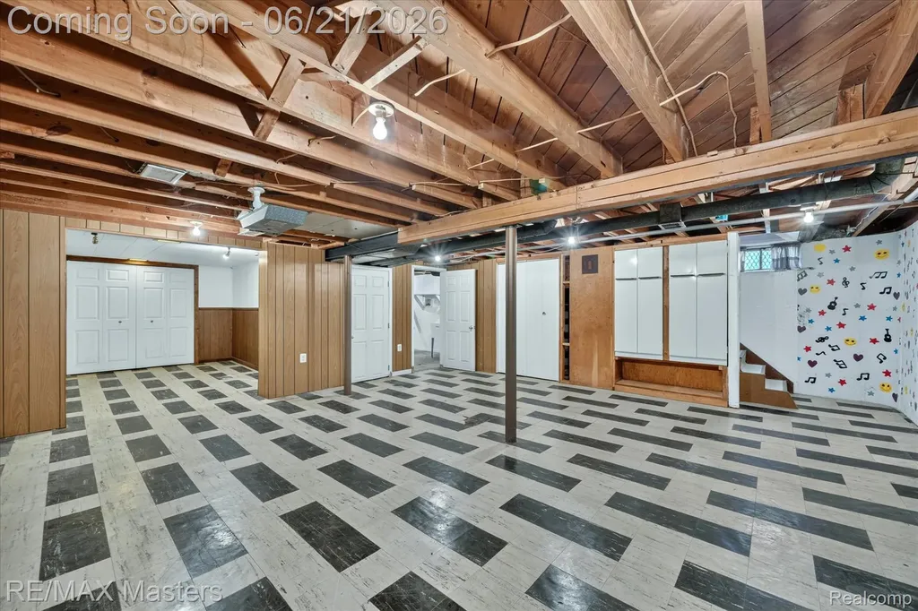 6449 Huron Street Taylor City MI 48180