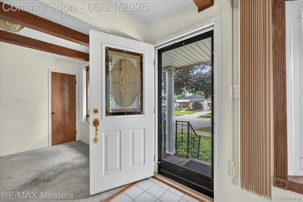 6449 Huron Street Taylor City MI 48180
