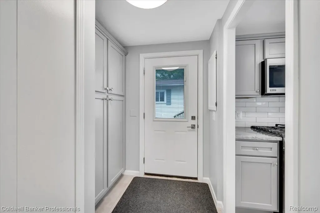 3782 S Shore Drive Elba Township MI 48446