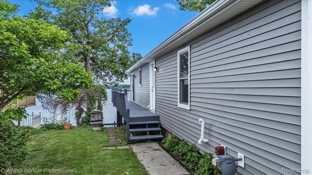 3782 S Shore Drive Elba Township MI 48446