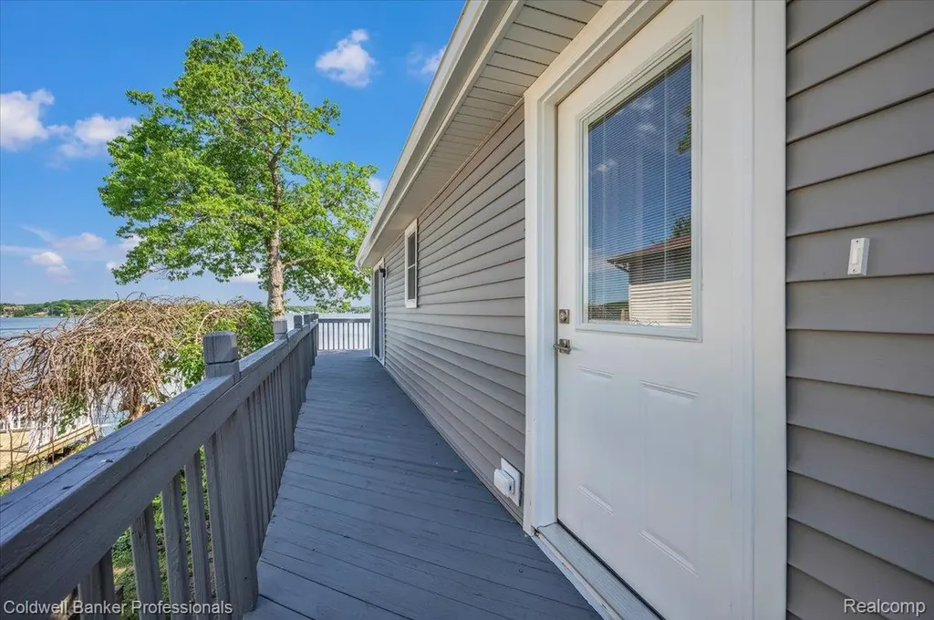 3782 S Shore Drive Elba Township MI 48446