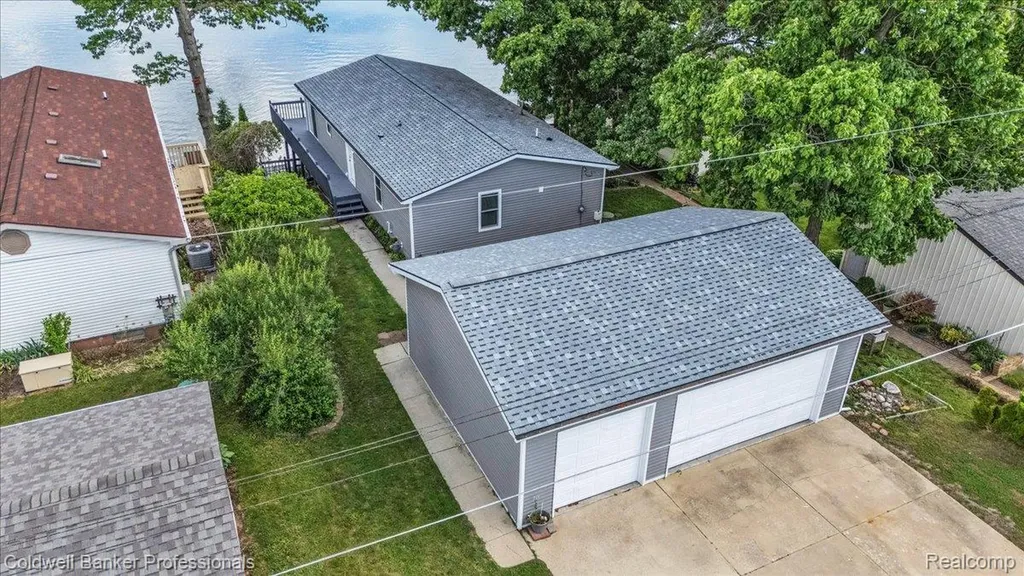 3782 S Shore Drive Elba Township MI 48446