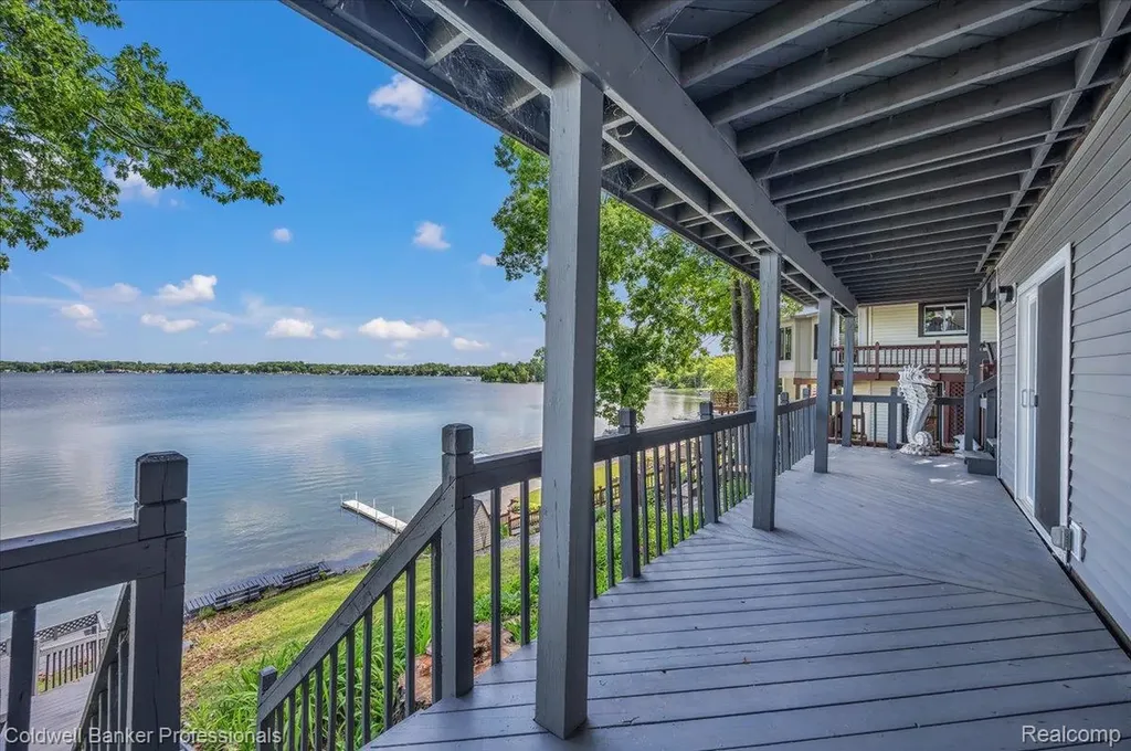 3782 S Shore Drive Elba Township MI 48446