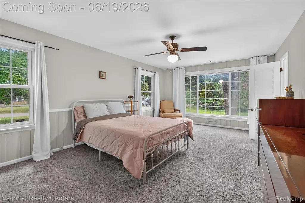360 Woodland Drive Lyon Charter Township MI 48178