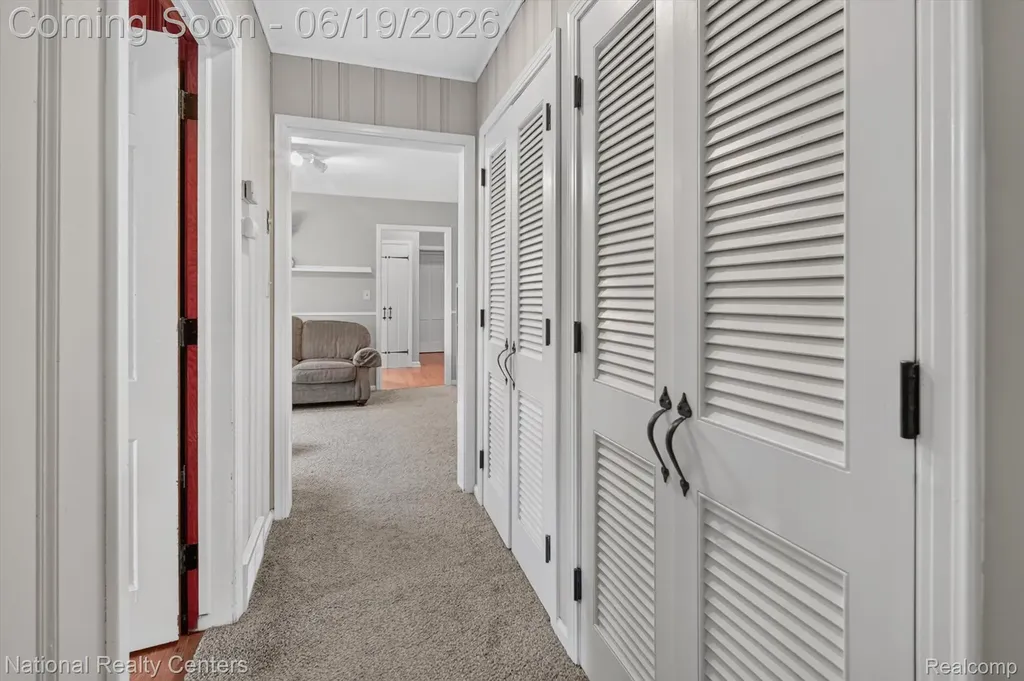 360 Woodland Drive Lyon Charter Township MI 48178