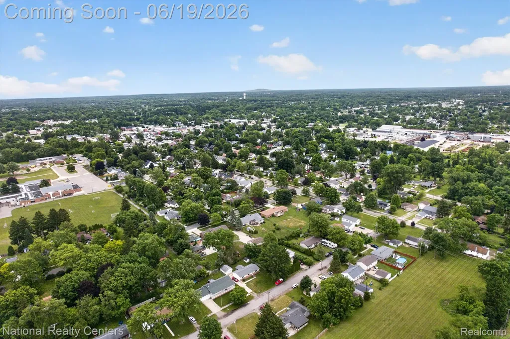 360 Woodland Drive Lyon Charter Township MI 48178