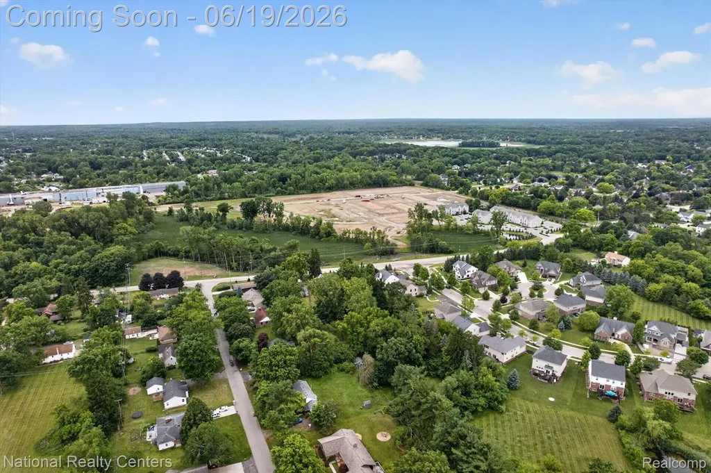 360 Woodland Drive Lyon Charter Township MI 48178