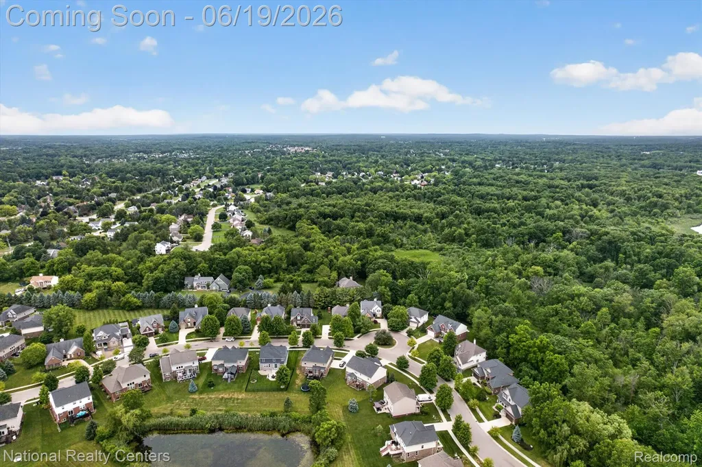 360 Woodland Drive Lyon Charter Township MI 48178