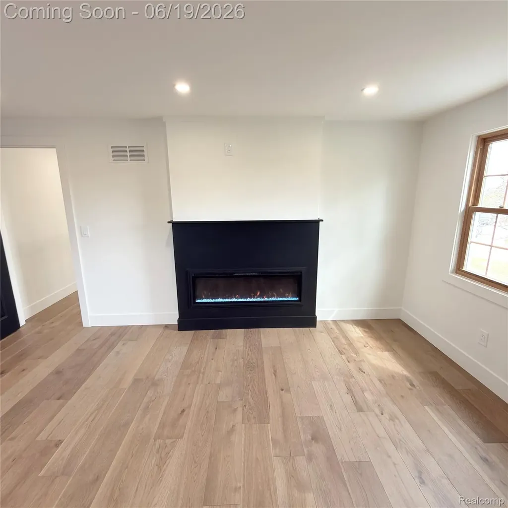 7275 Old Coach Trail Washington Township MI 48094