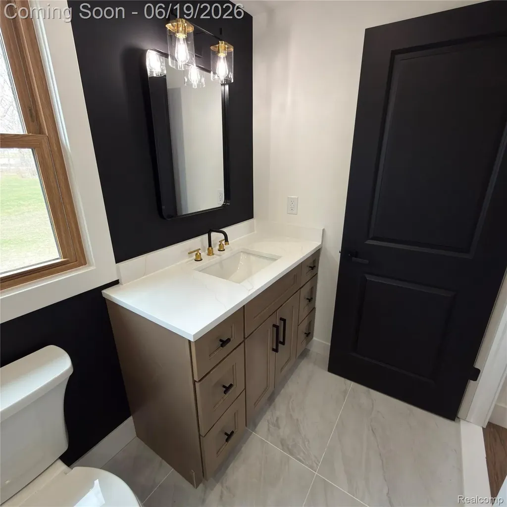 7275 Old Coach Trail Washington Township MI 48094