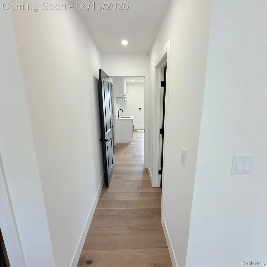 7275 Old Coach Trail Washington Township MI 48094