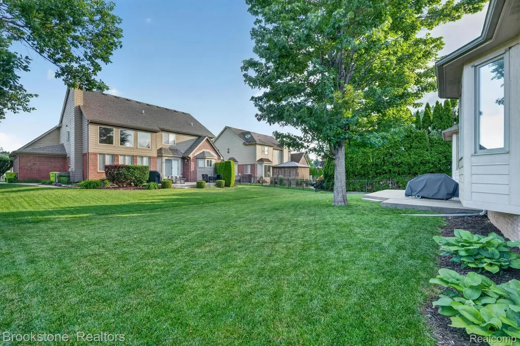 47749 Dennis Baert Drive Macomb Township MI 48044