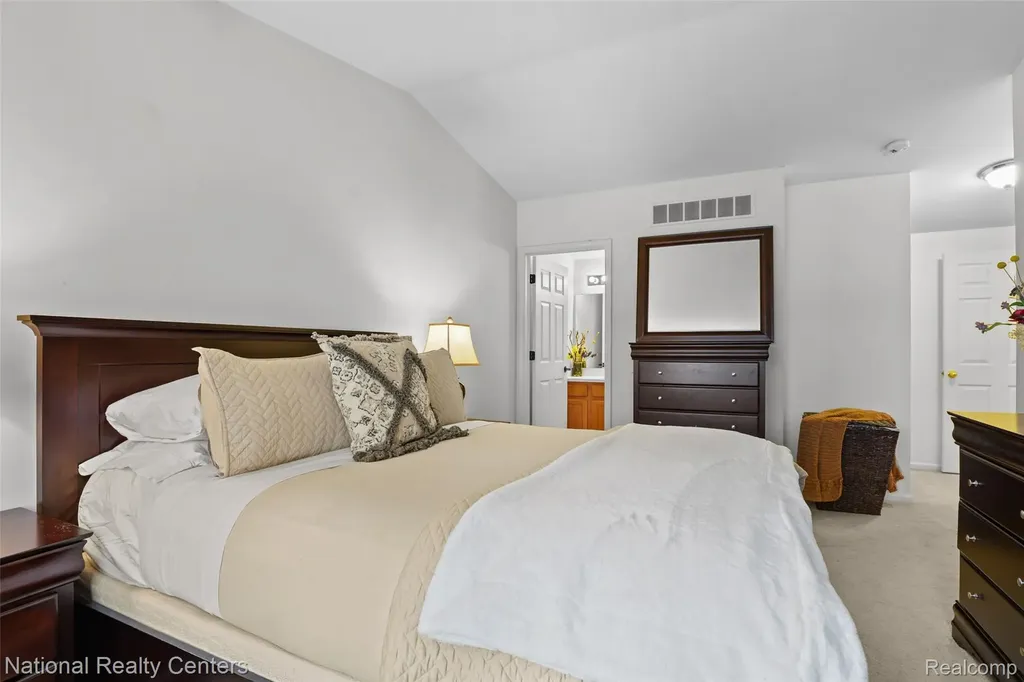 779 Red Run Drive Troy City MI 48085