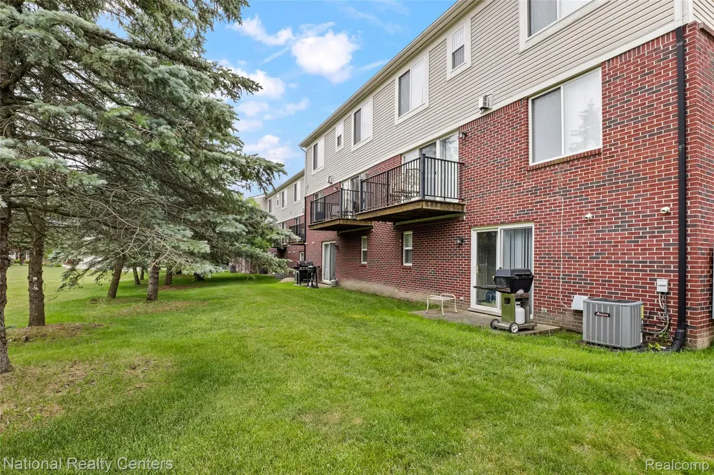 779 Red Run Drive Troy City MI 48085