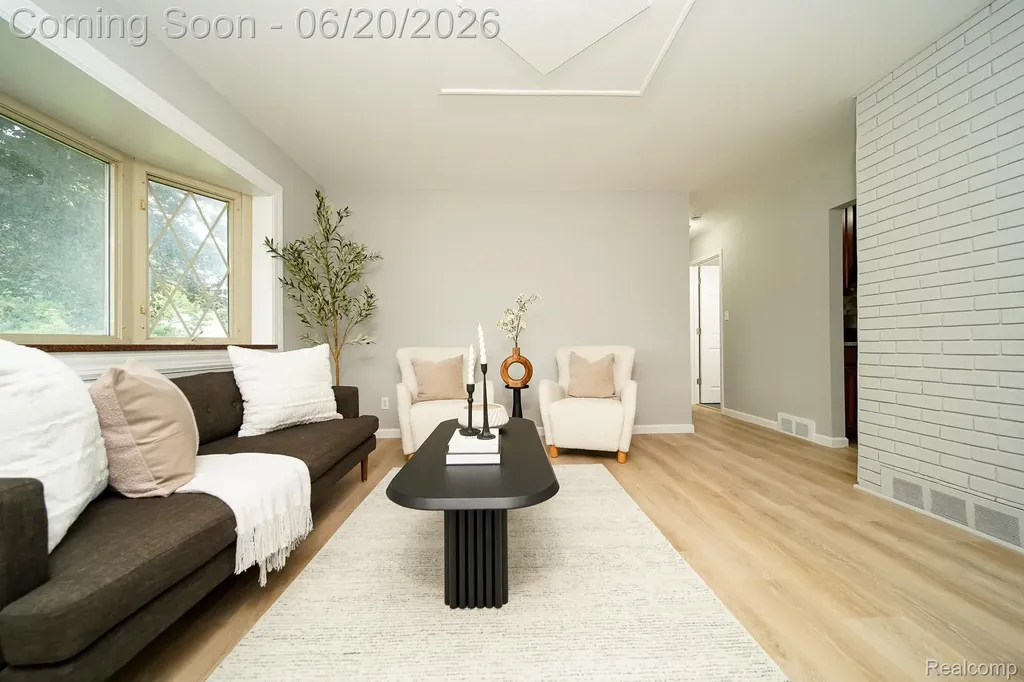 31114 Balmoral Street Garden City City MI 48135