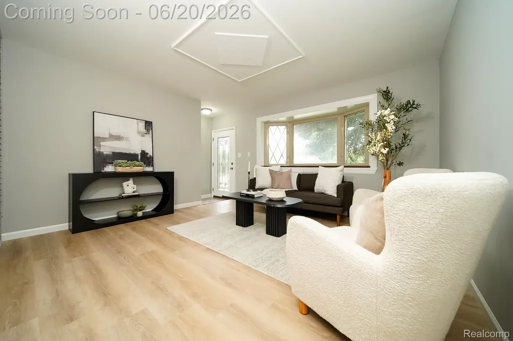 31114 Balmoral Street Garden City City MI 48135