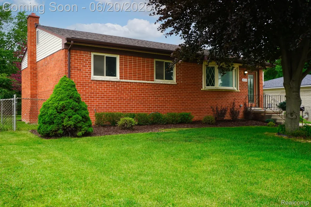 31114 Balmoral Street Garden City City MI 48135