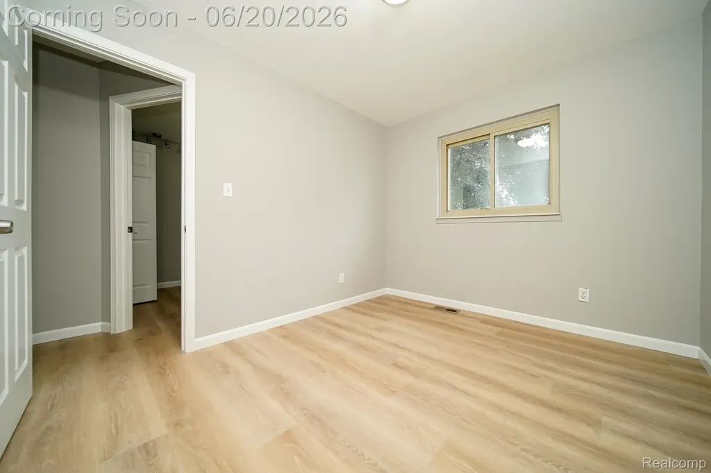 31114 Balmoral Street Garden City City MI 48135