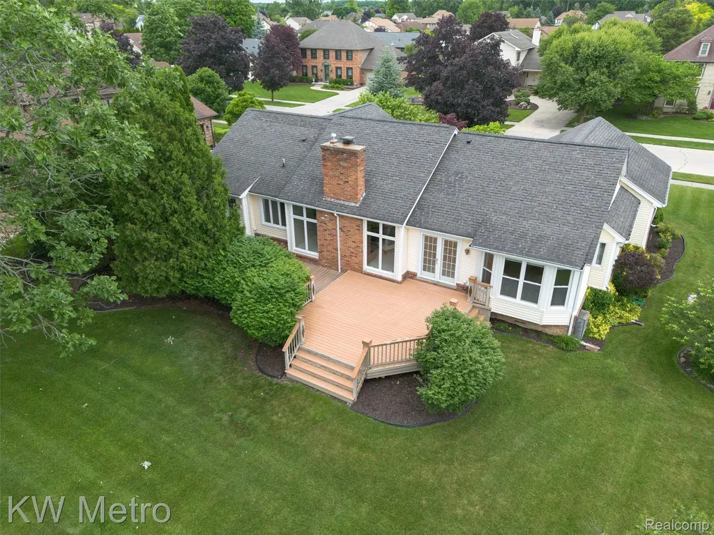 34721 Pembroke Avenue Livonia City MI 48152