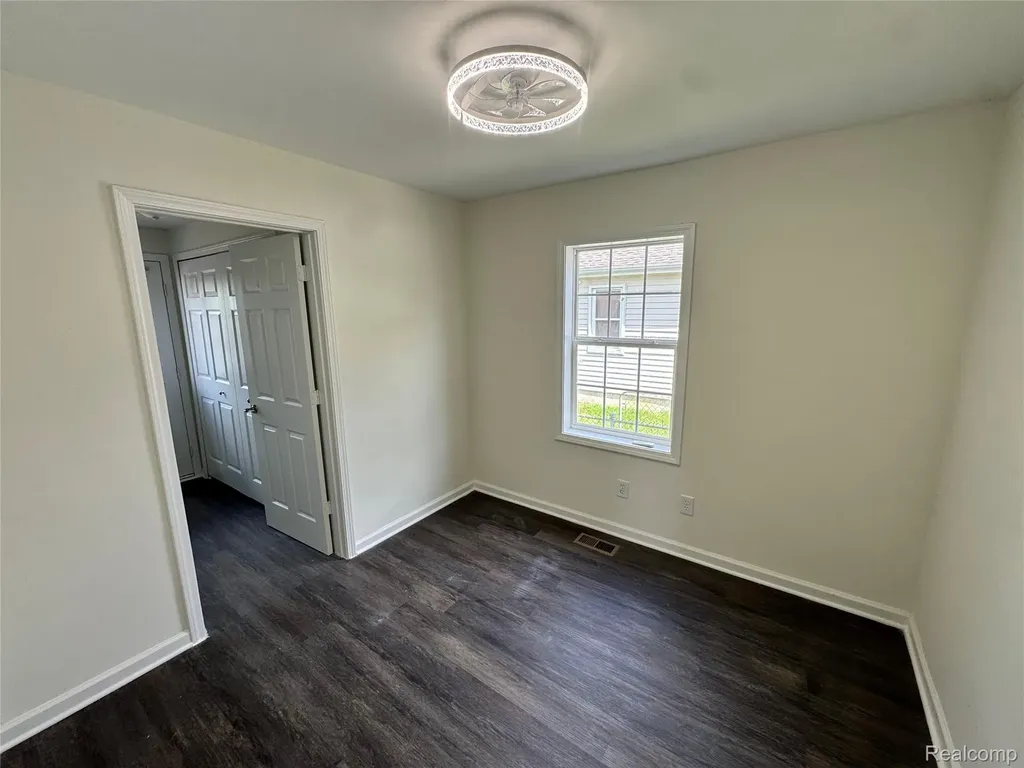 30769 Brush Street Madison Heights City MI 48071