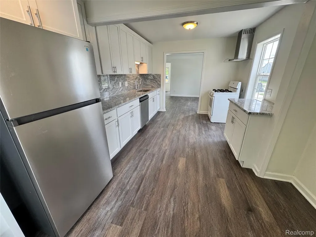 30769 Brush Street Madison Heights City MI 48071