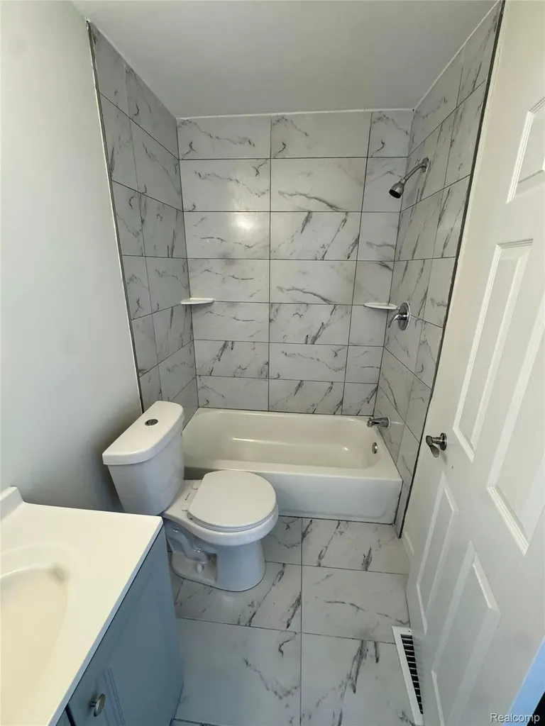 30769 Brush Street Madison Heights City MI 48071