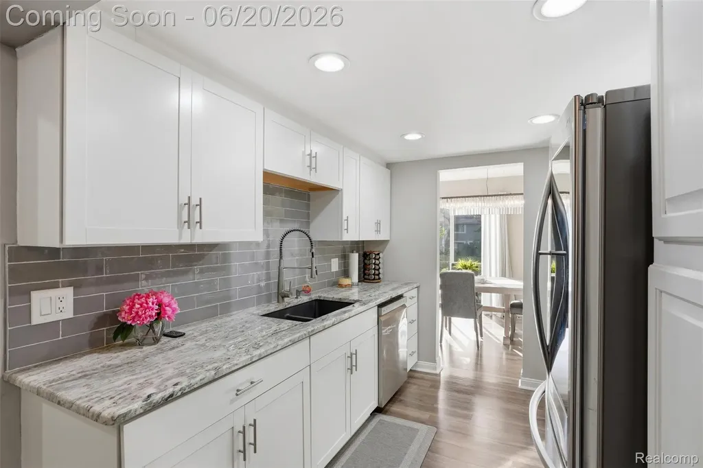 1120 Washington Circle Northville City MI 48167