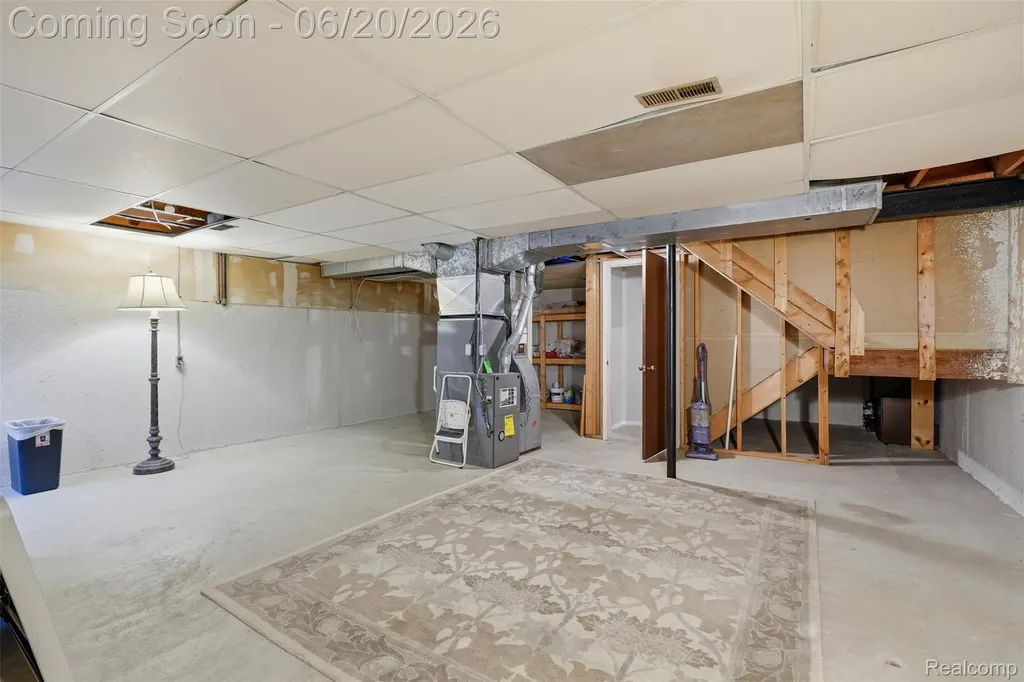 1120 Washington Circle Northville City MI 48167