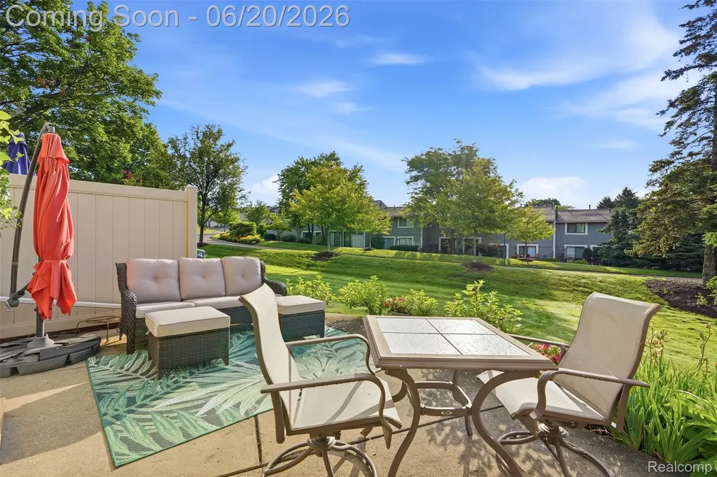 1120 Washington Circle Northville City MI 48167