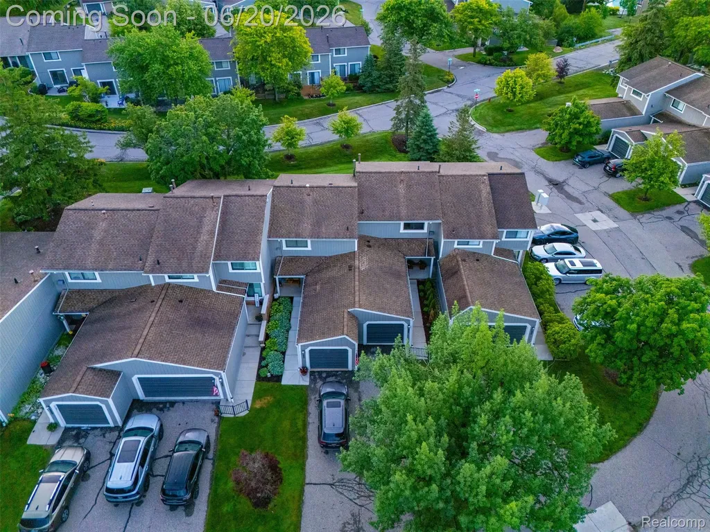 1120 Washington Circle Northville City MI 48167
