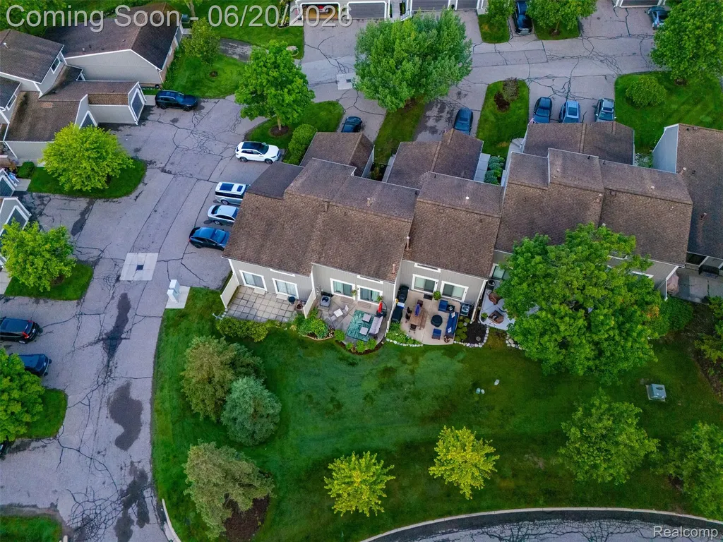 1120 Washington Circle Northville City MI 48167