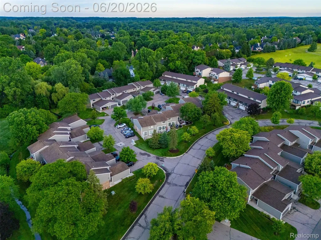 1120 Washington Circle Northville City MI 48167