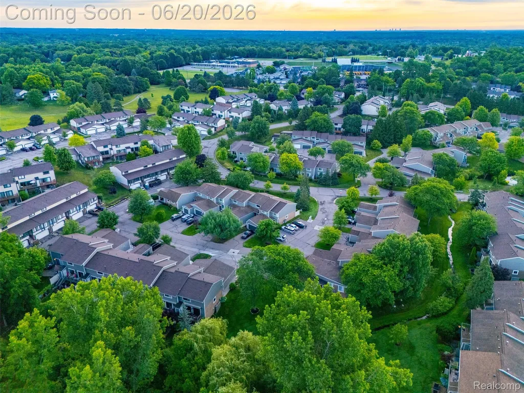 1120 Washington Circle Northville City MI 48167