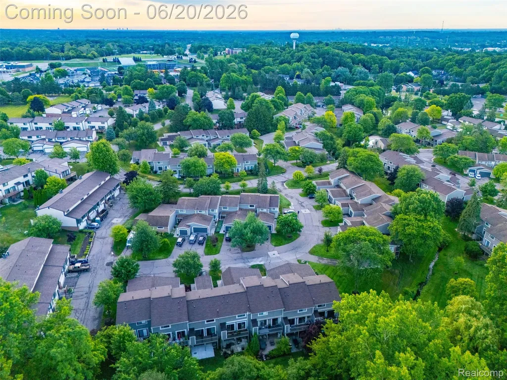 1120 Washington Circle Northville City MI 48167