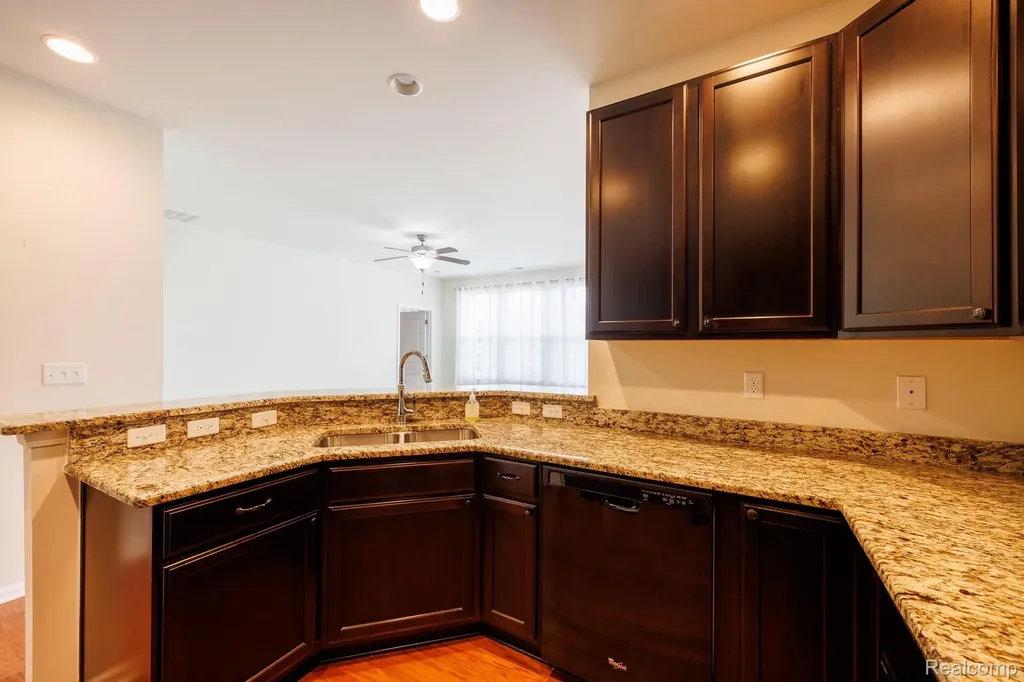 9385 Sand Hill Drive Grand Blanc Charter Township MI 48439